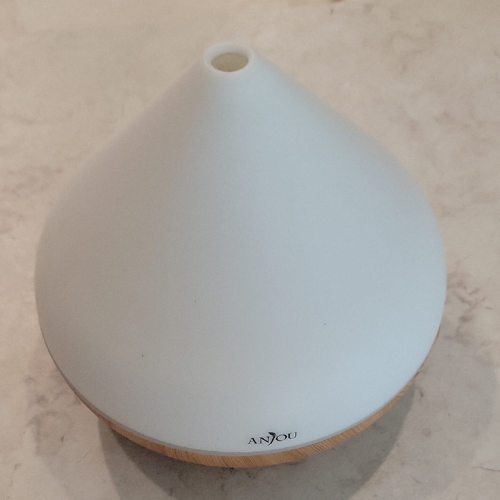 White Aromatherapy Diffuser